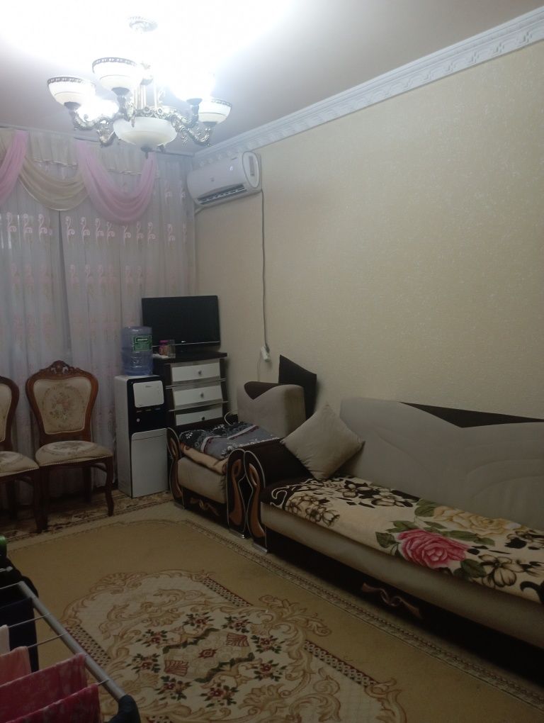 Продаётся 2 ух комнатная квартира на Юнусабаде