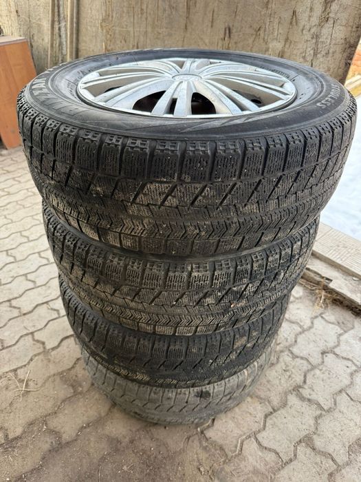 Шины зимние с дисками, R 16 в комплекте 4 шт