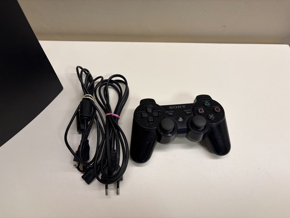 Consola PS3 modat 10 jocuri