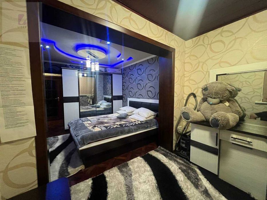 4х комнатная квартира 82кв/м, частично с вещами на районе Фрунзе