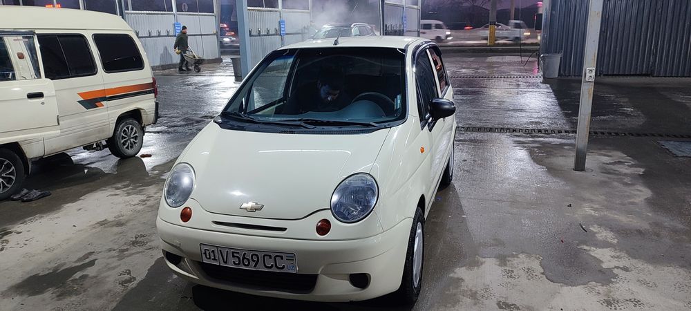 Холати аъло даражада 2та жойида краска бор 
Межикар 905, антирадар, ви