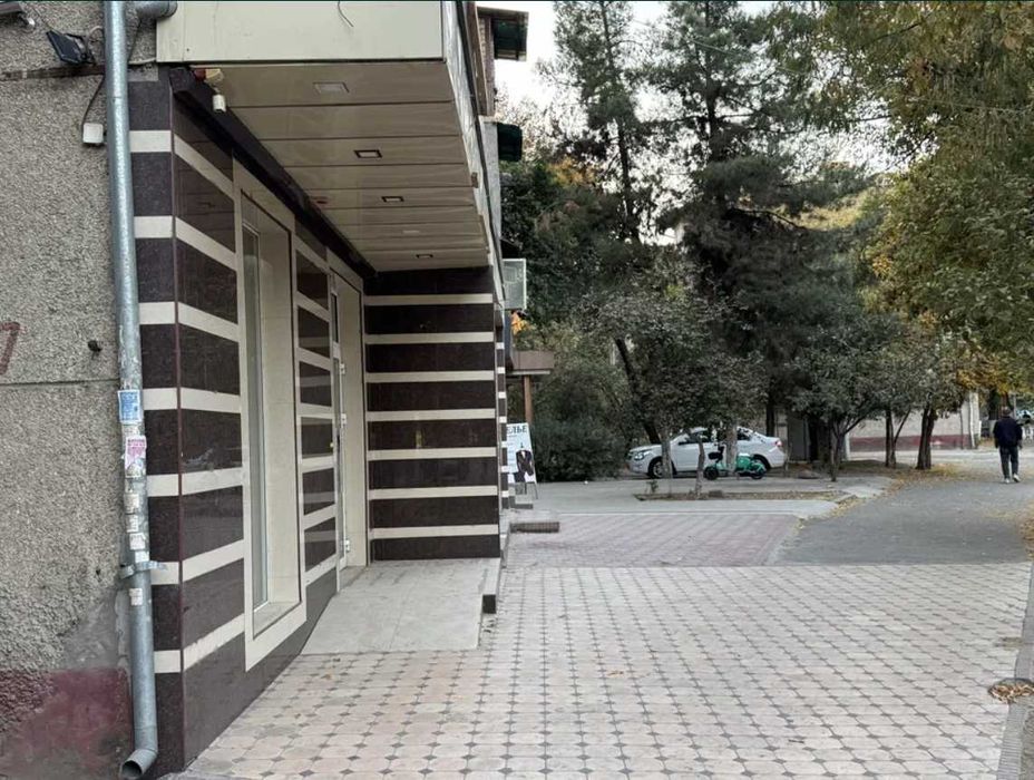 Продаётся нежилое помещение ул. Чупонота, кафе Нурхон, 1 линия