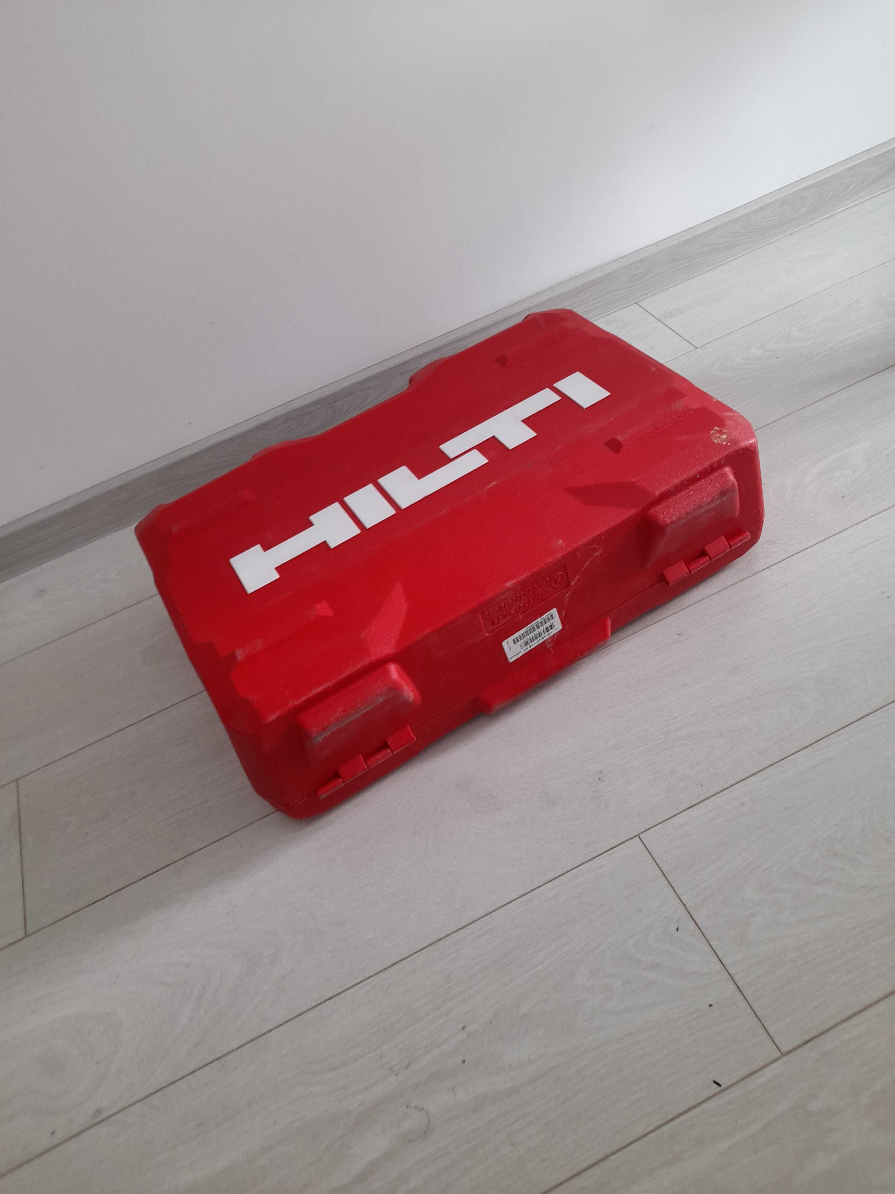 Hilti куфар за ъглошлайф
