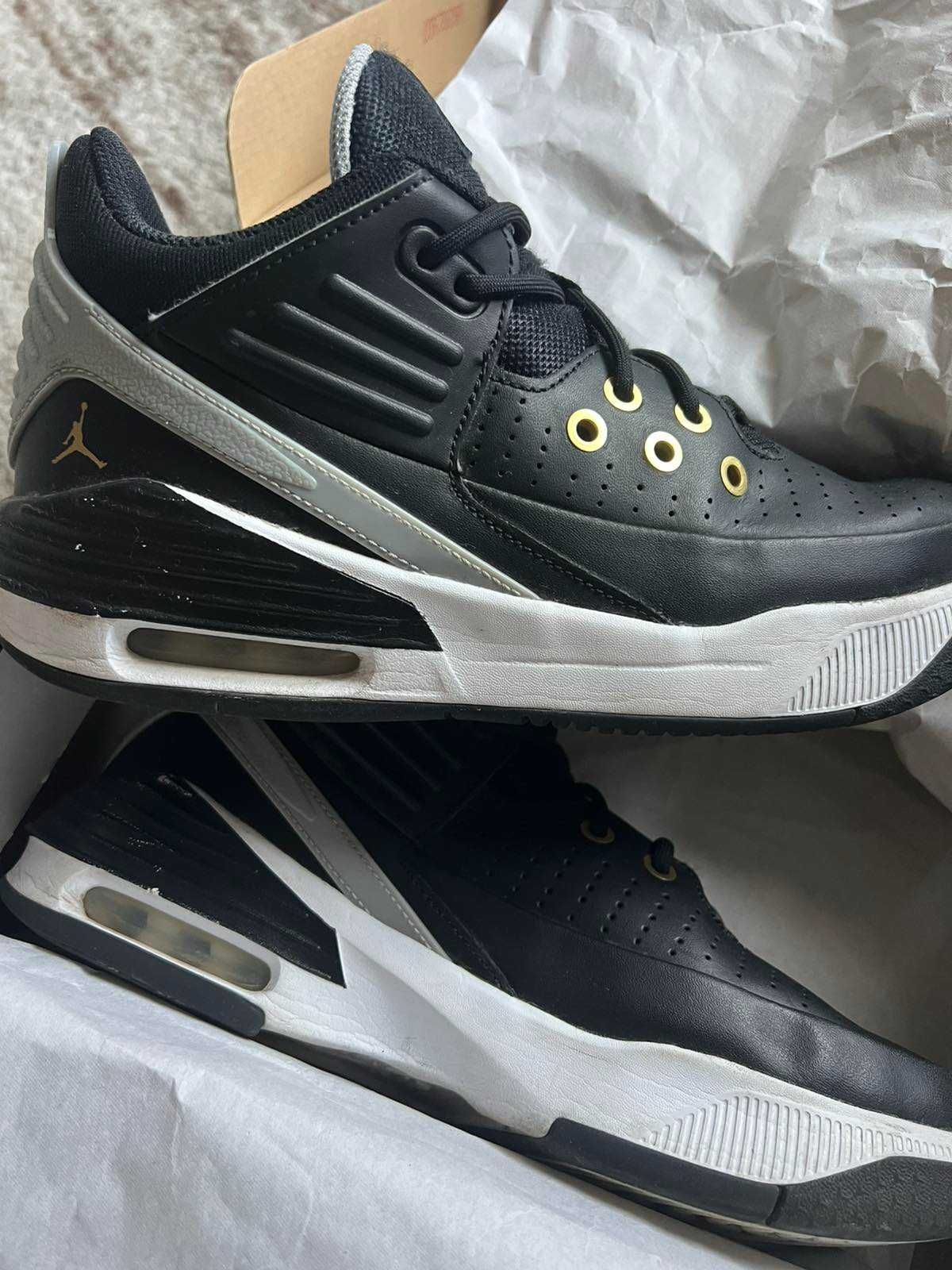 Кецове Jordan Max Aura 5