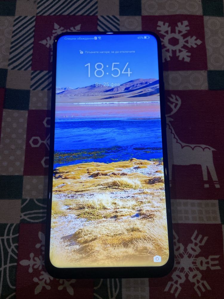 Продавам телефон HUAWEI P-SMART  Z