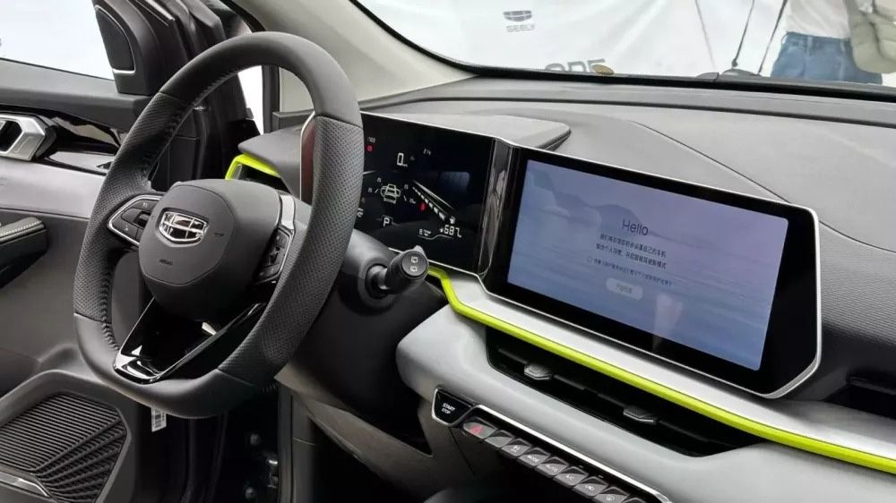 Geely coolary новый
