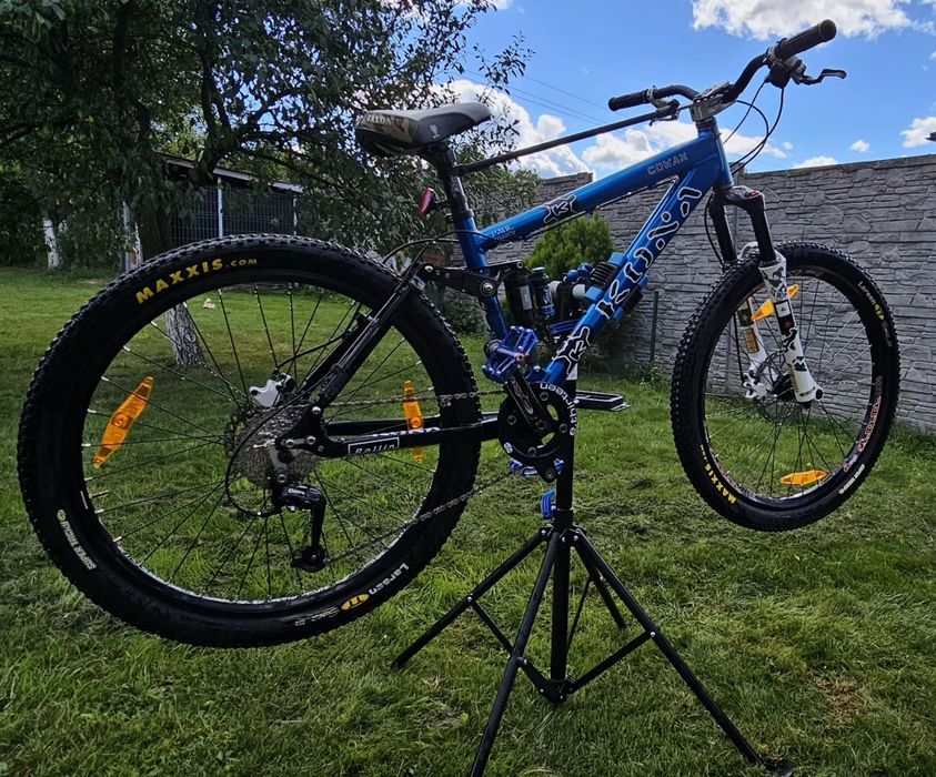 Vand bicicleta KONA COWAN Paul Basagoitia Ltd. Edition