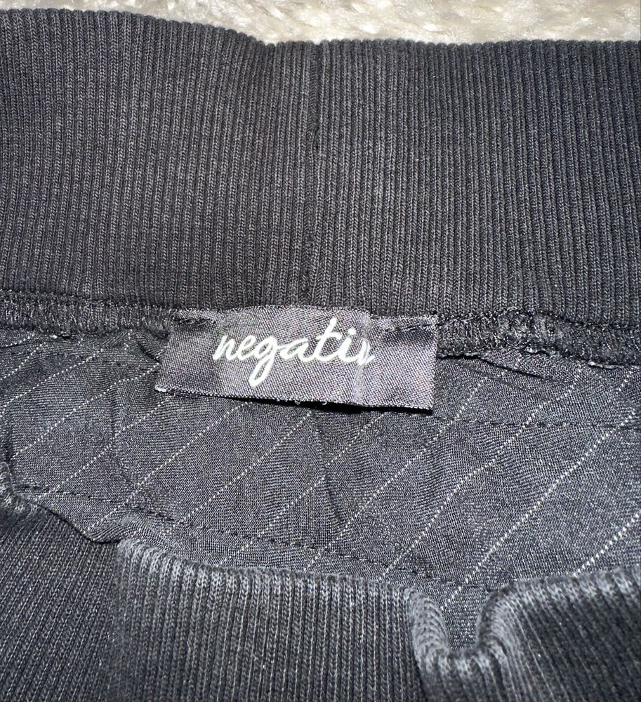 Широк панталон Negative