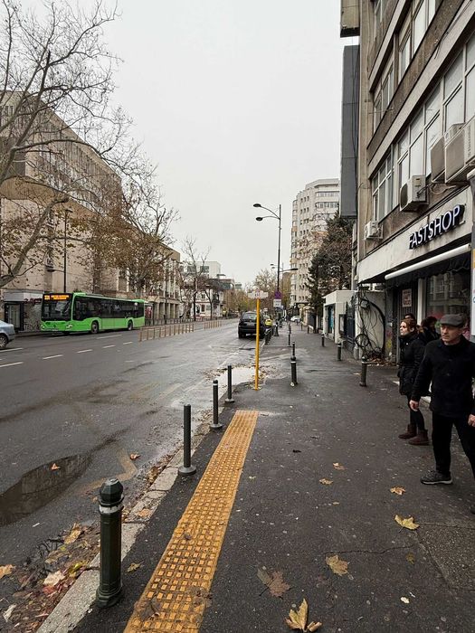 Spatiu comercial ASE, Romana, Dorobanti cu vanzare la geam