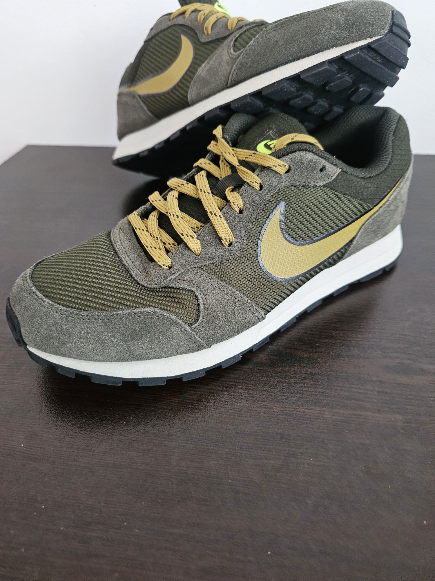 Nike MD Runner 2 номер 40