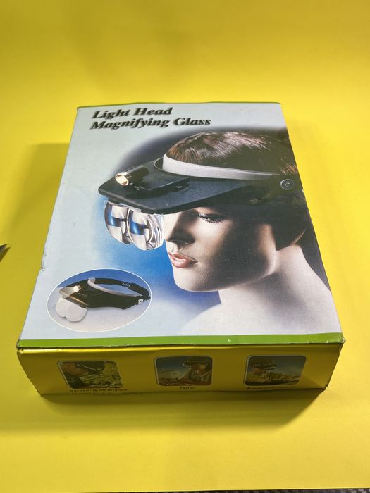 Лупи очила + Фенерче за главата .