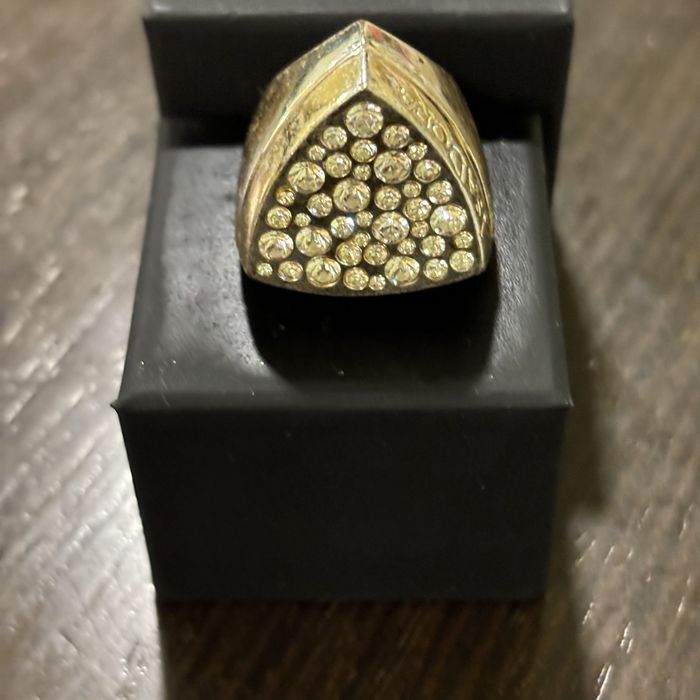 Isadora пръстен с гланц за устни