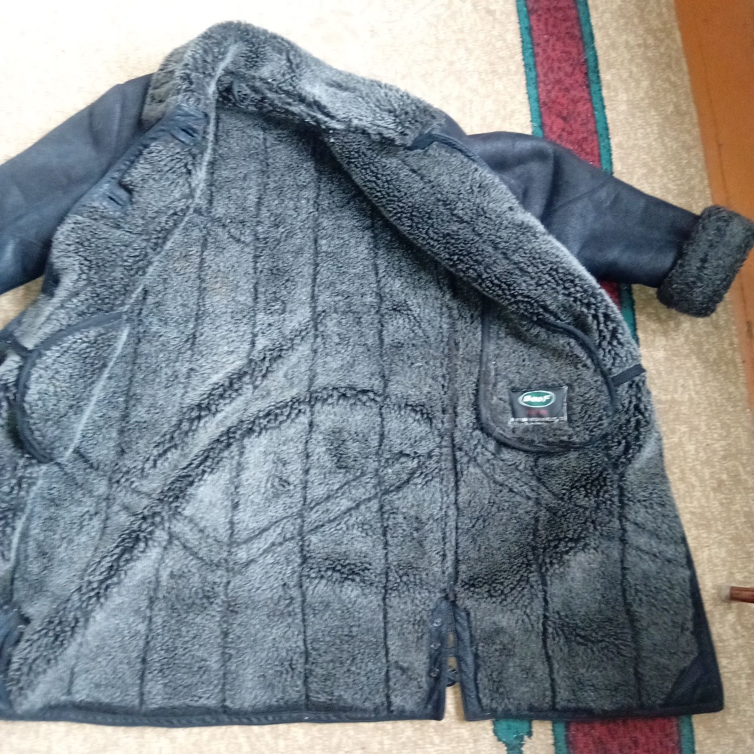 Продам кожаную шубу