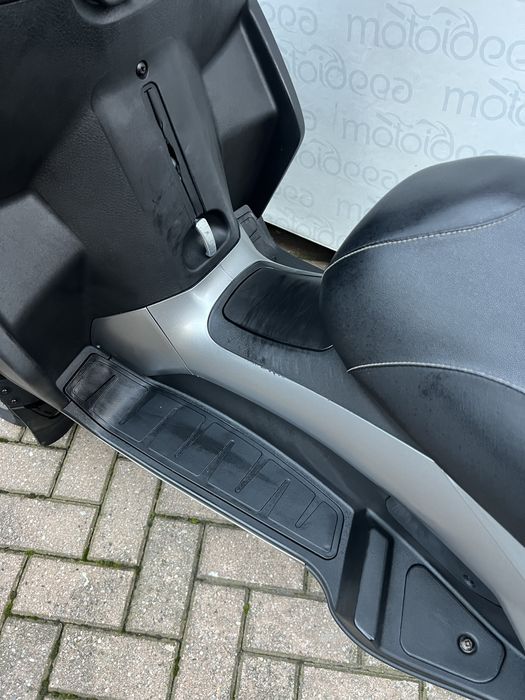 Motoideea vinde PIAGGIO MP3 300  2009 Rate