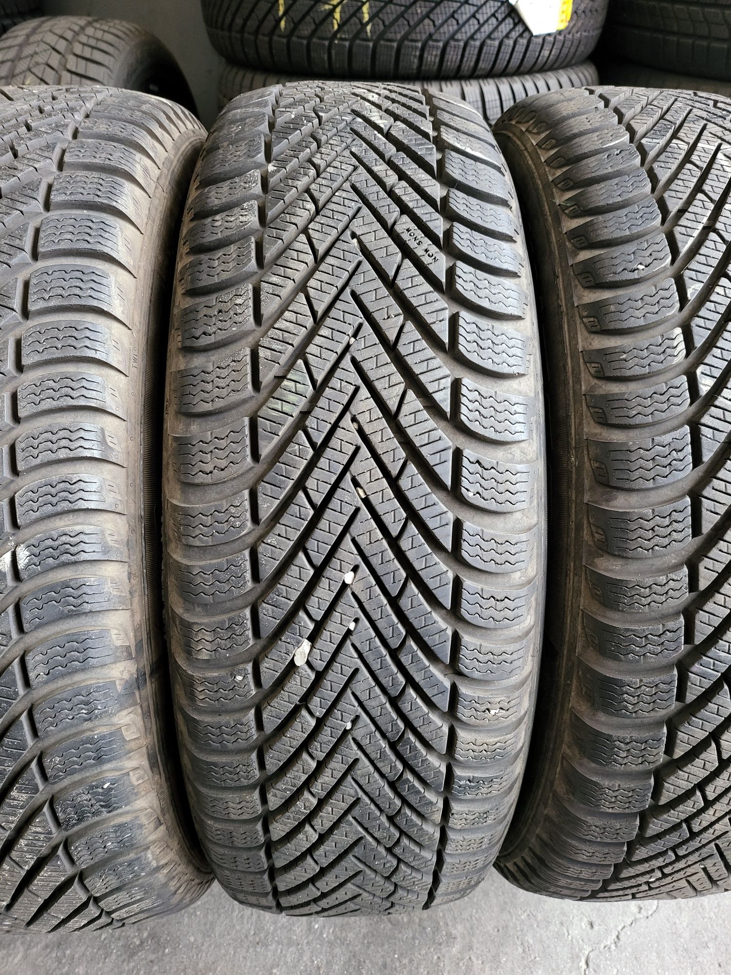 215/60/17 PIRELLI 4бр