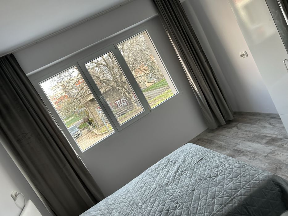 Продавам двустаен апартамент