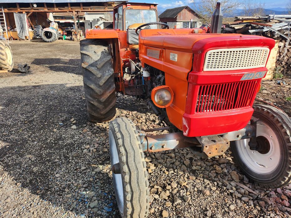 Tractor fiat 550