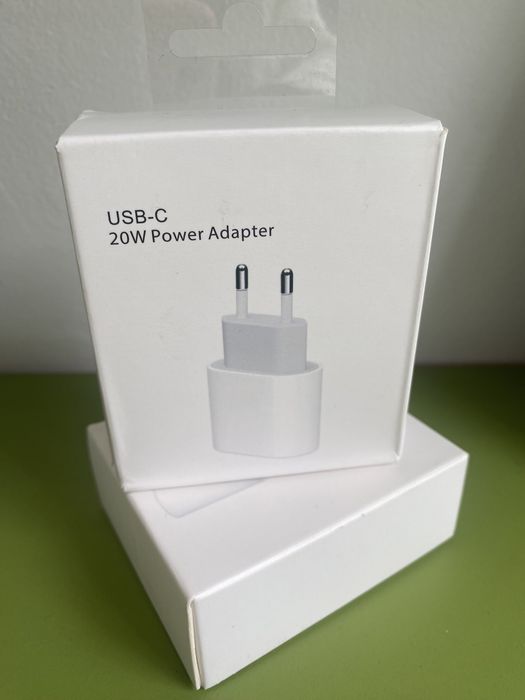 Зарядно устройство Apple 20W USB-C. Кабел Apple за iPhone USB-C