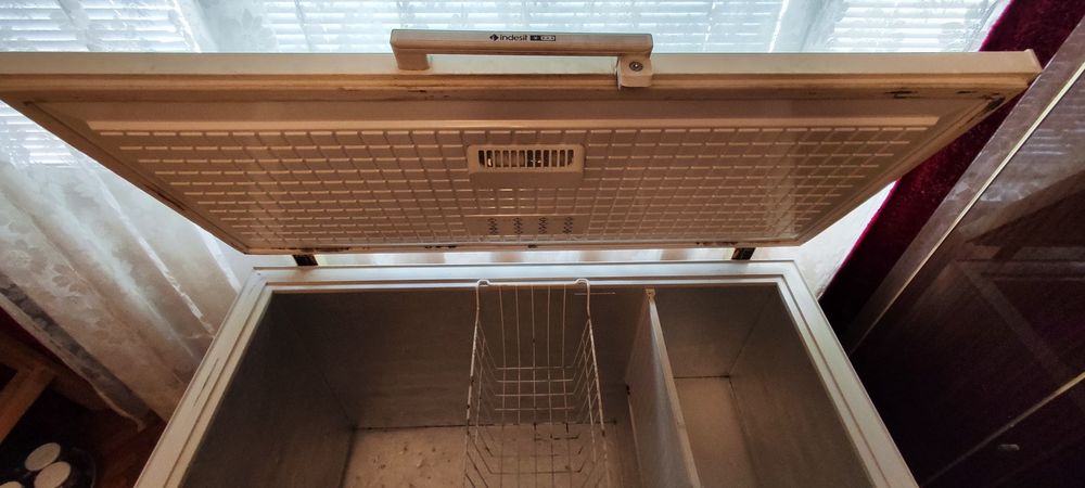 Фризер ракла Indesit