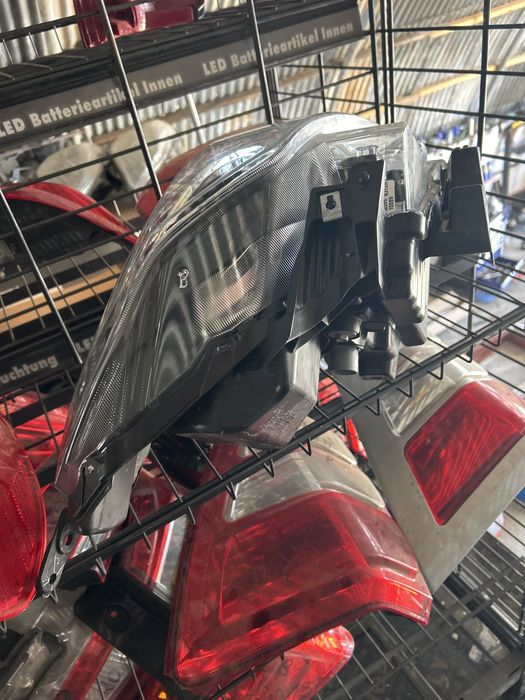 Десен фар за suzuki sx4 s cross