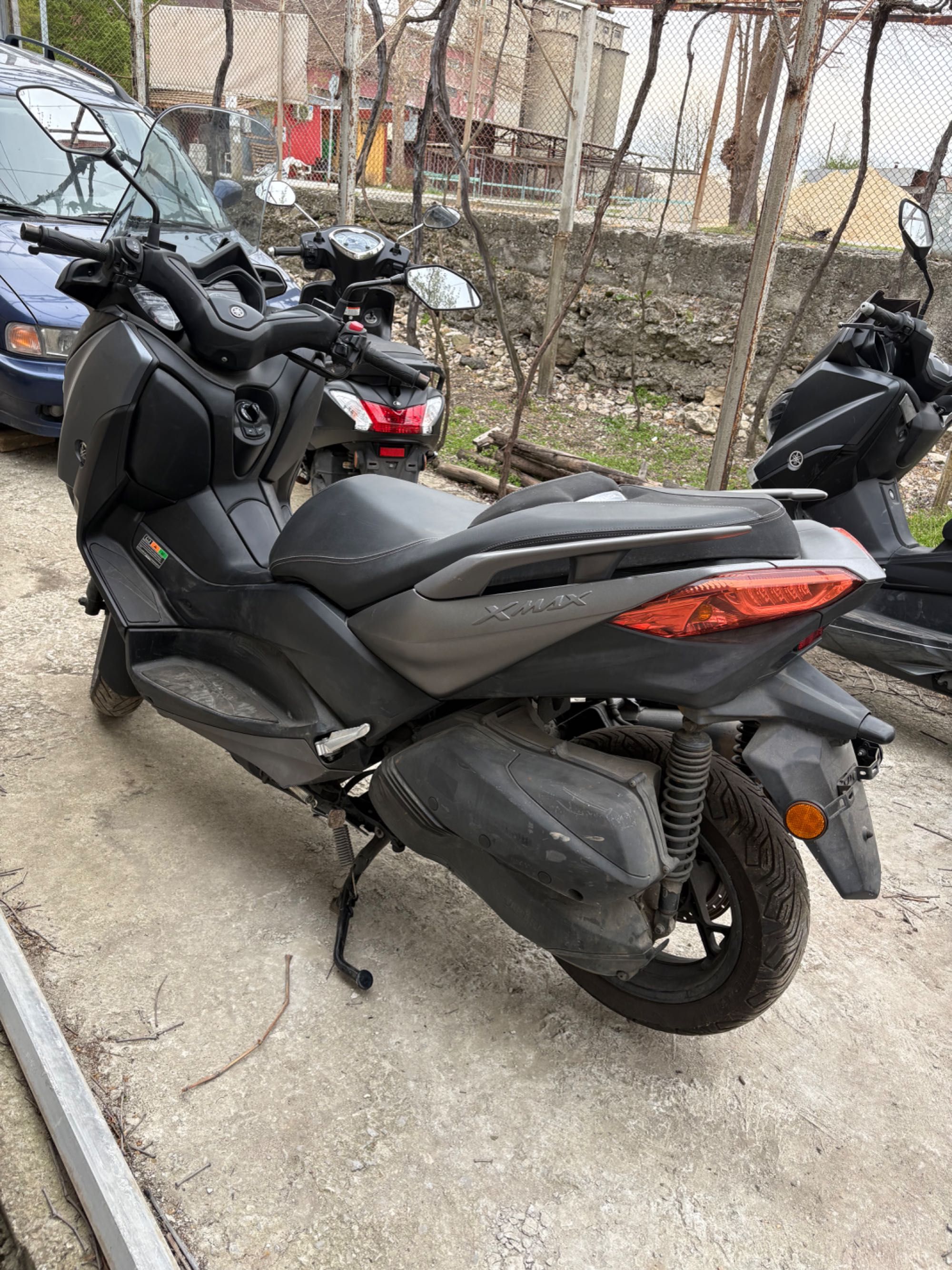 Yamaha Xmax 125,300