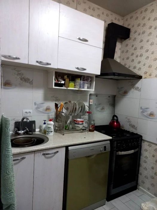 4/2/5 90 м2
клиника Medimax. 
Массив Ахмада Югнаки.