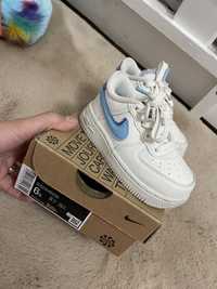 Nike Air Force 1 purtati o singura data 22 marimea