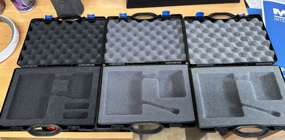 Cutii microfoane sennheiser plastic originale