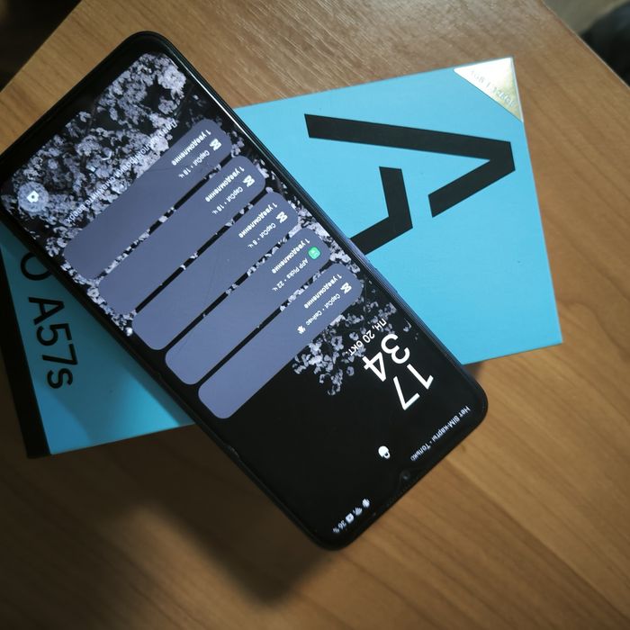продам телефон OPPO A57s