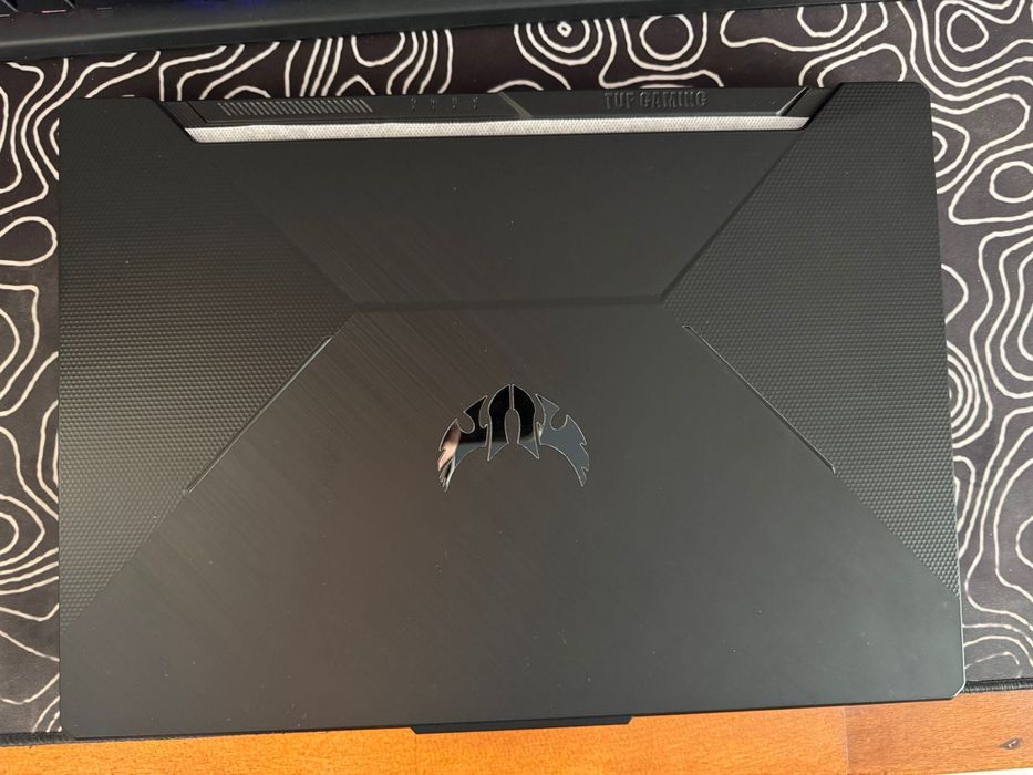 Laptop Gaming ASUS TUF F15  I5-10300H 144Hz 8GB 1TB SSD GTX 1650 4GB