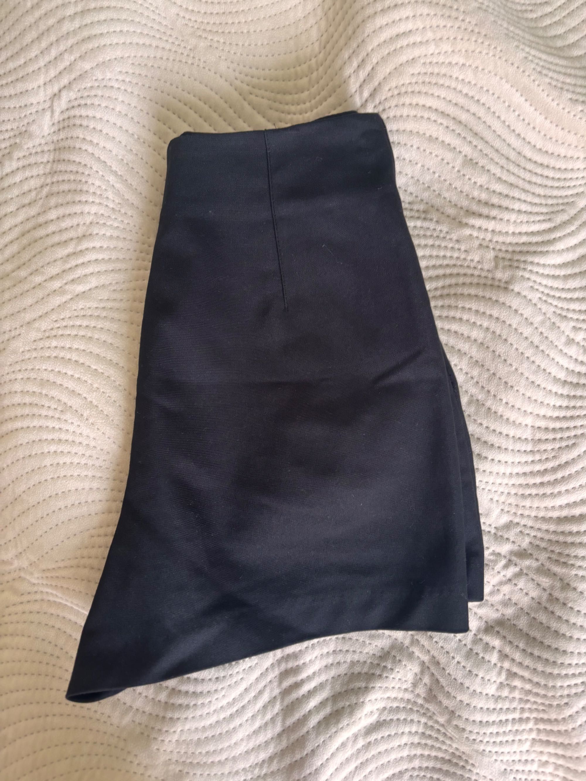 Pantaloni scurți zara xs dama