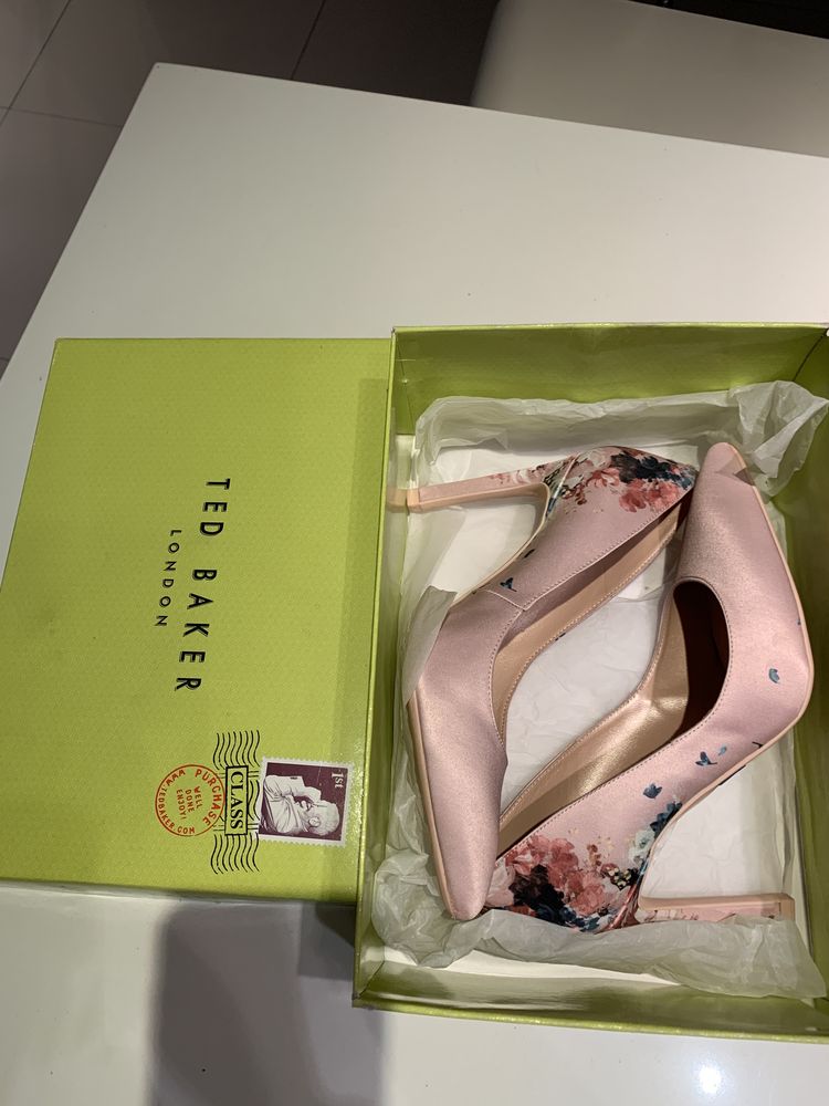Обувки Ted Baker