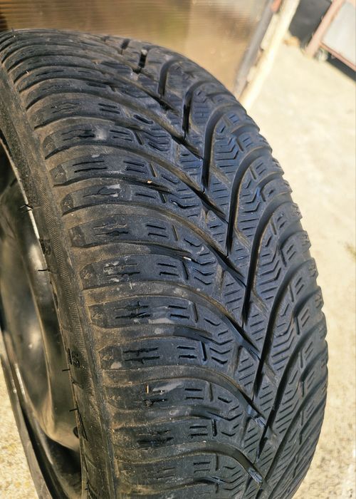 Roti jante dacia logan r15 4x100 anvelope iarna