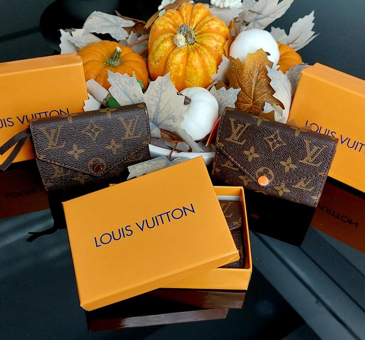 Протмоне Louis Vuitton