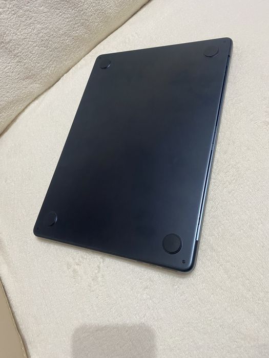 Se vinde MacBook Air 2022