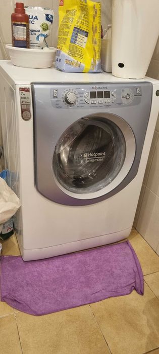 Стиральная машина Ariston kir yuvish mashinasi