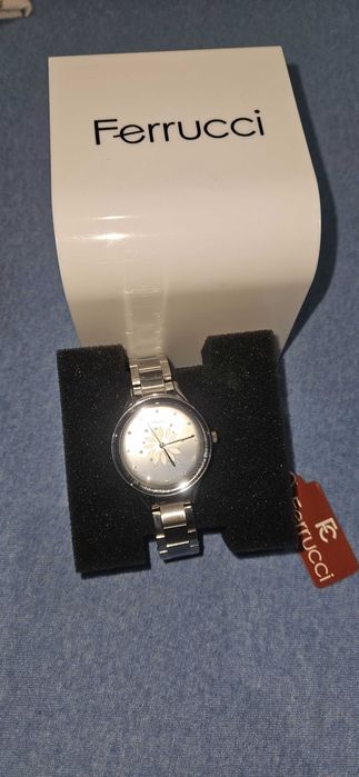 Дамски часовник Ferrucci