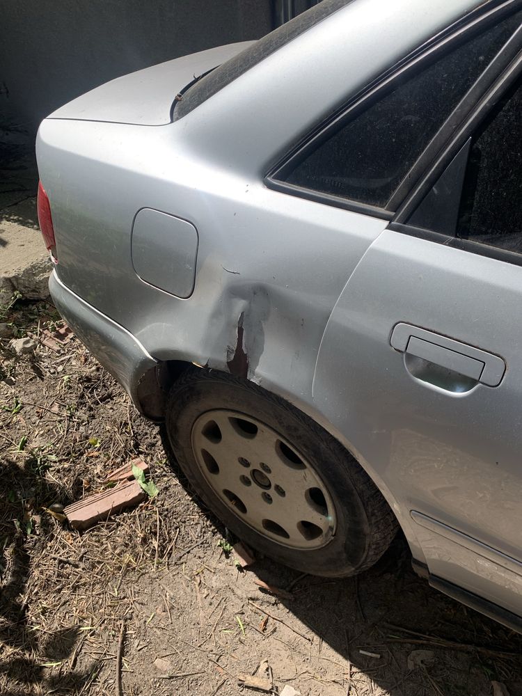 AUDI A4 1.8 бензин 125 к.с. ГАЗ