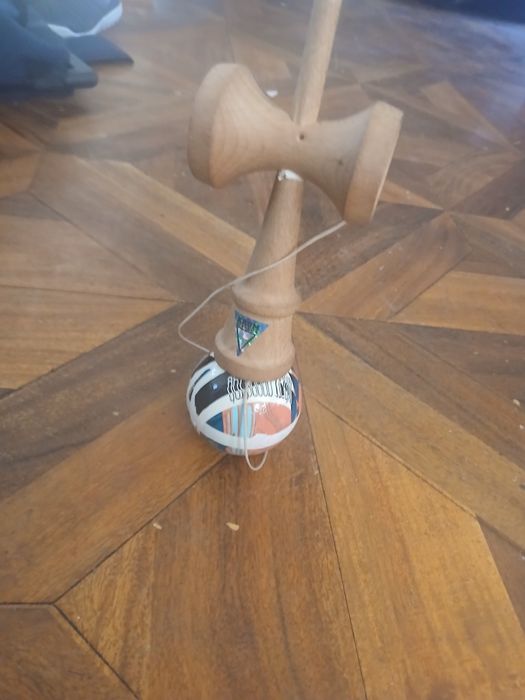 kendama krom noia 4