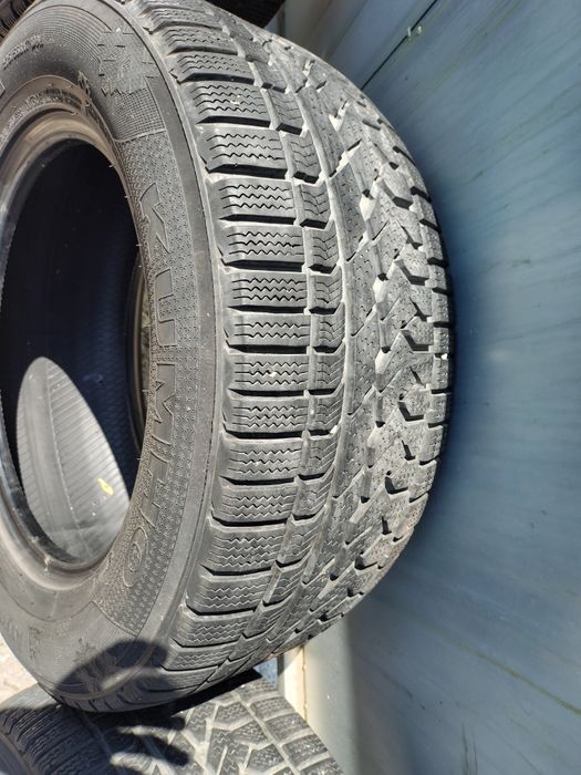 275/55/17 Kumho зимни