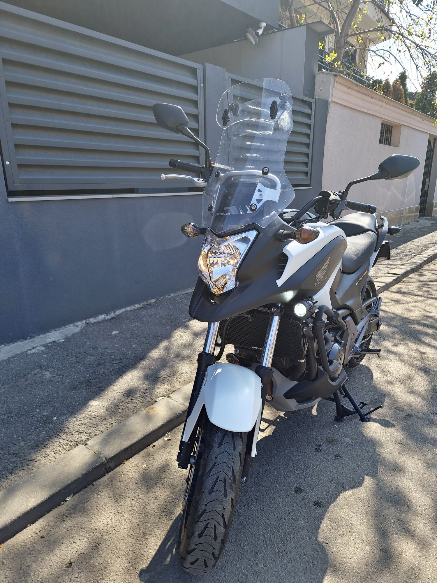 Honda NC 750X DCT (cutie de viteze automată) cu ABS,  2015