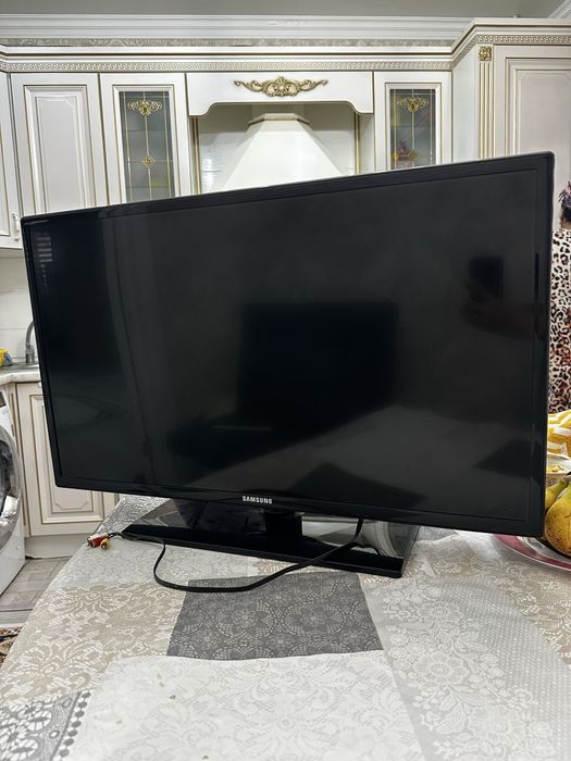 Продам телевизор Самсунг