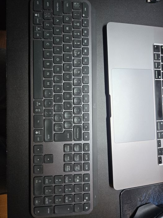 Logitech MX Keys – Bluetooth, iluminată, US Intl