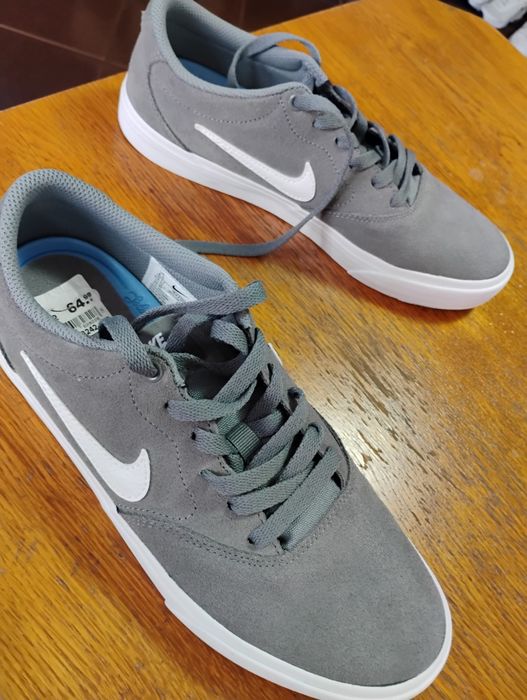 Adidași Nike de vînzare