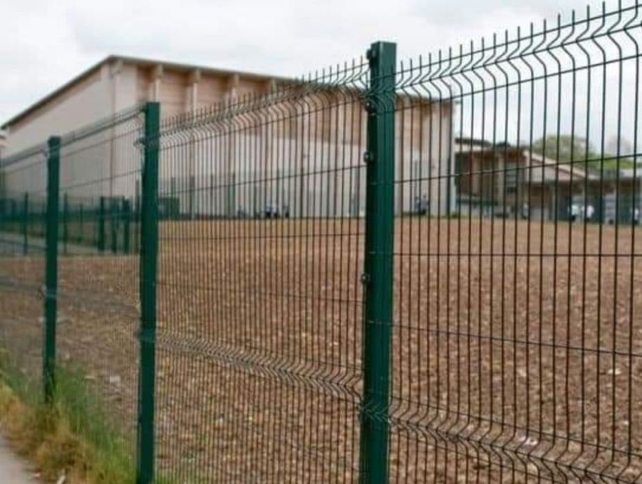 Garduri din plasa burdurata