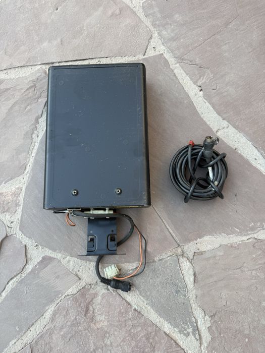 Чейджер с кабелем на BMW e34