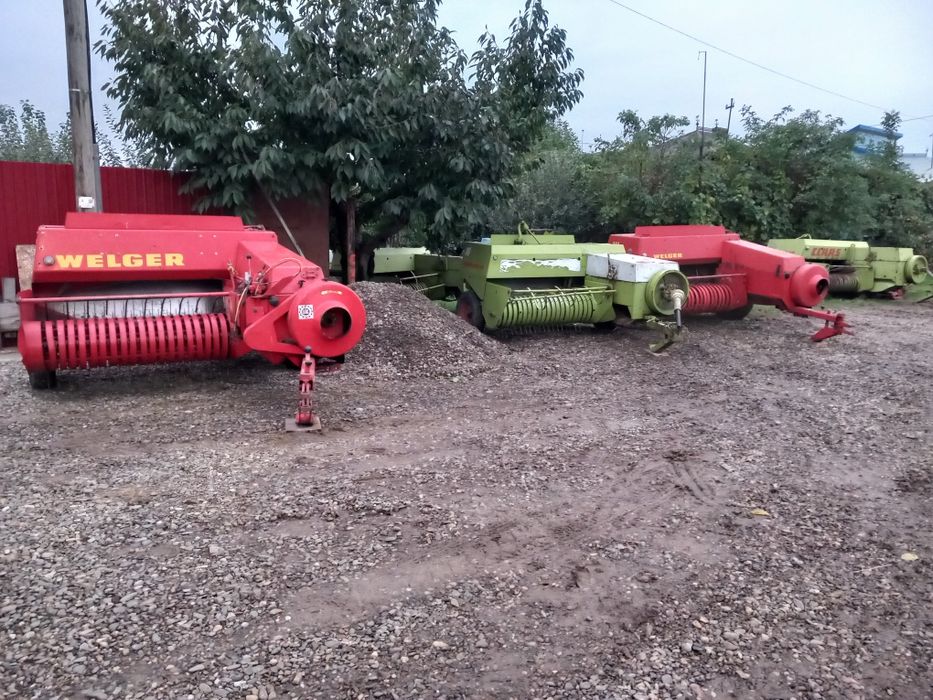 Balotieră  / Presă de balotat Claas Markant și Welger Ap52