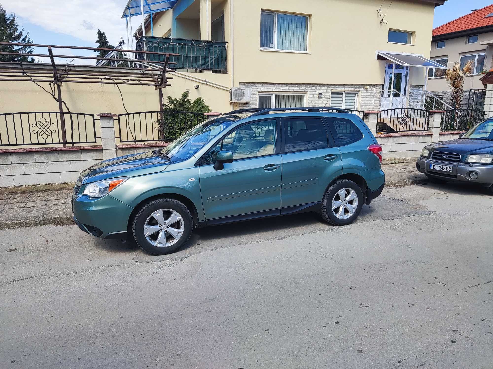 Субару Forester IV (SJ) 2.5 CVT (175hp) 4x4,Premium PZEV