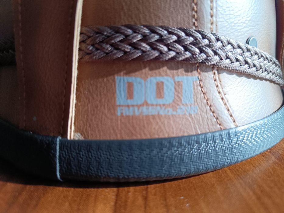 Мото шлем от китайского бренда JYT