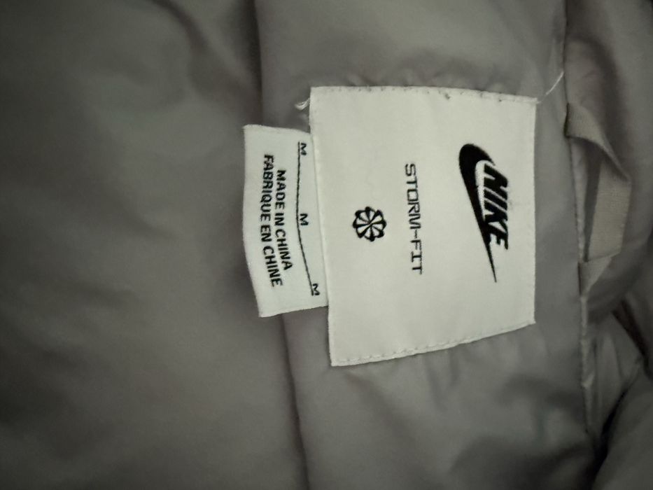 Geaca Nike storm primaloft marimea M